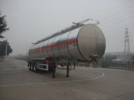 易燃液体罐式运输半挂车