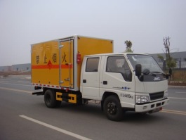 爆破器材运输车