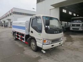 路面养护车