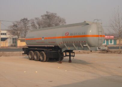 福玺12米31.8吨3轴腐蚀性物品罐式运输半挂车(XCF9402GFW)