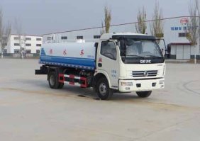 供水车
