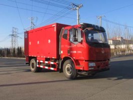 净水车