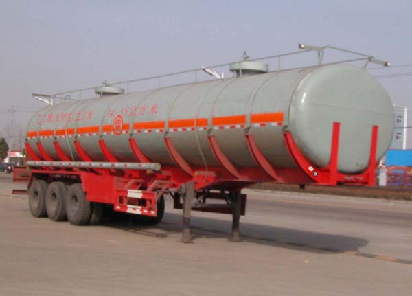 华威驰乐13米31.3吨3轴化工液体运输半挂车(SGZ9403GHY)