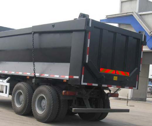 华威驰乐牌SGZ5250ZLJZZ4W41自卸式垃圾车公告图片