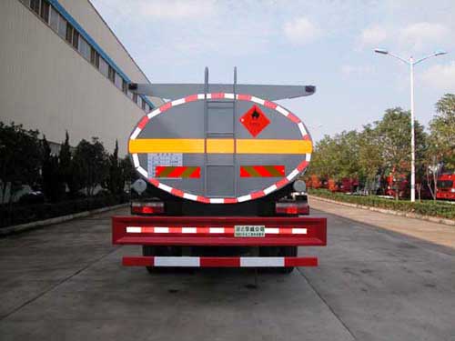 华威驰乐牌SGZ5120GRYEQ4易燃液体罐式运输车公告图片