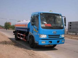 运油车