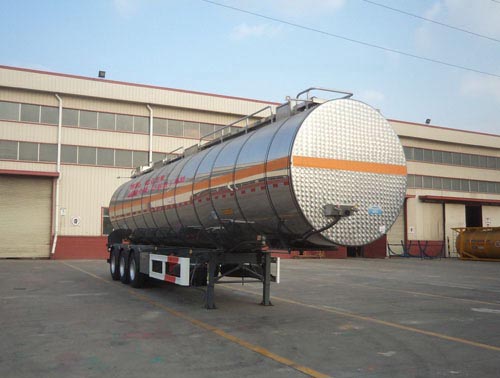 通华13米30吨3轴易燃液体罐式运输半挂车(THT9404GRYE)