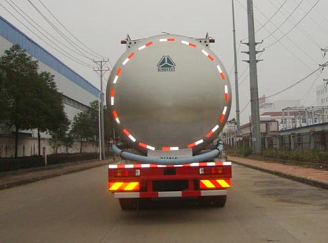 华威驰乐牌SGZ5310GFLBJ4低密度粉粒物料运输车公告图片