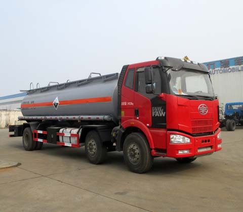 大力牌DLQ5250GFWC4腐蚀性物品罐式运输车
