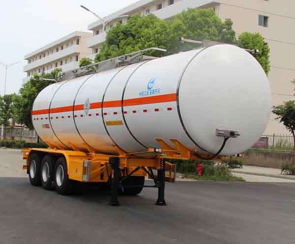 开乐10.4米31.5吨3轴毒性和感染性物品罐式运输半挂车(AKL9400GDG)