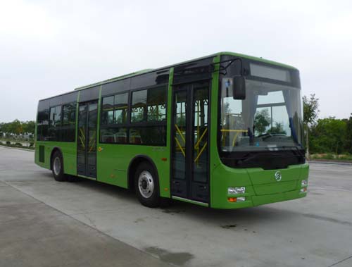 金旅10.5米24-42座纯电动城市客车(XML6105JEVB0C)
