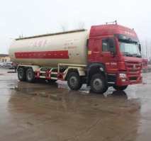 广通达牌JKQ5313GFL低密度粉粒物料运输车