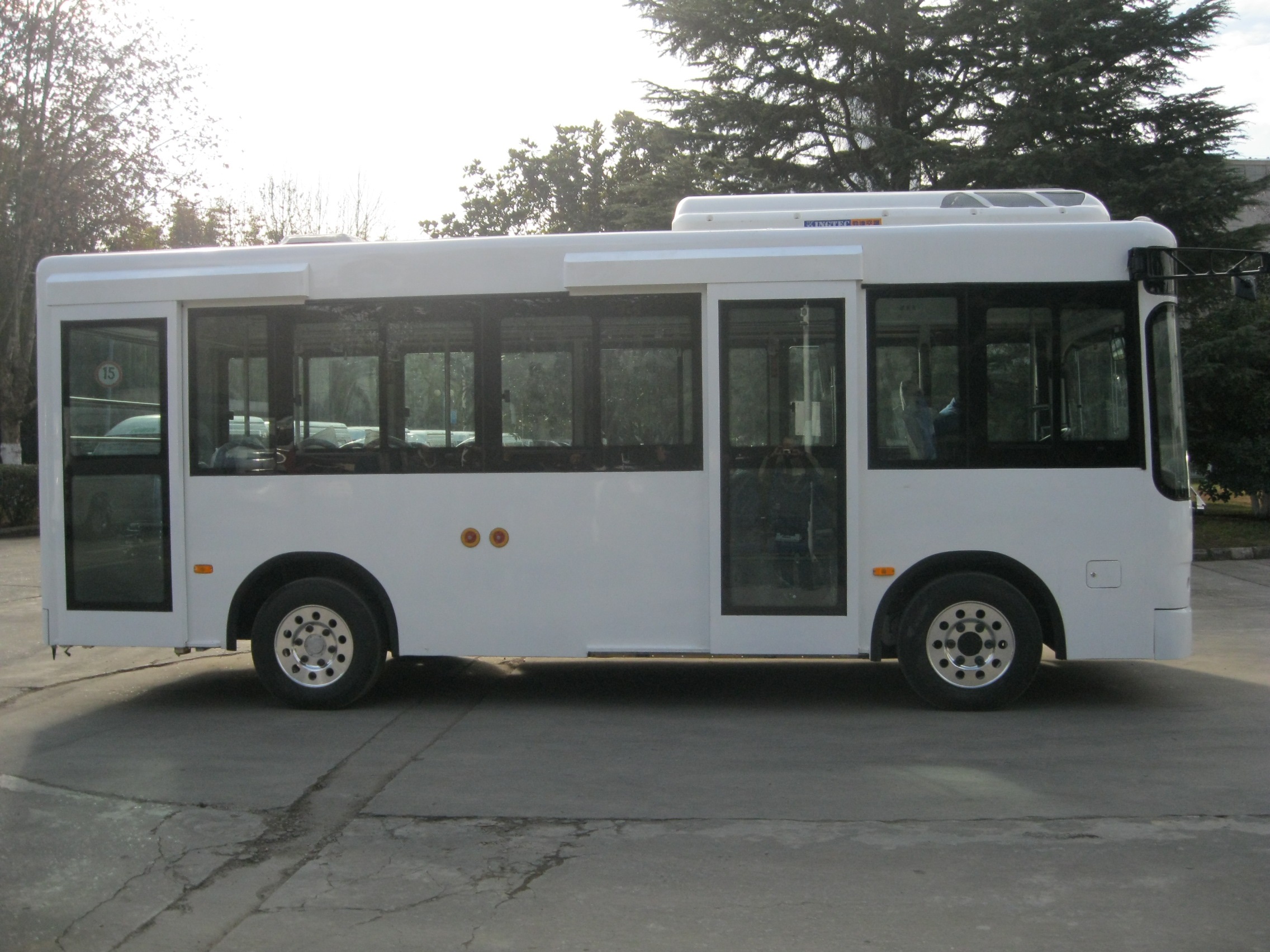 神州YH6662BEV-A纯电动城市客车公告图片