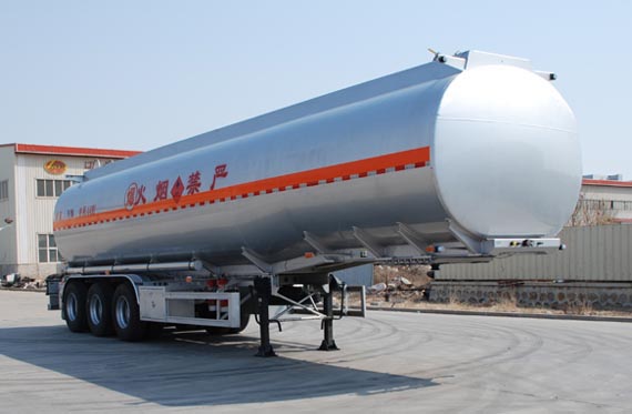 金碧12.7米33吨3轴易燃液体罐式运输半挂车(PJQ9409GRYA)