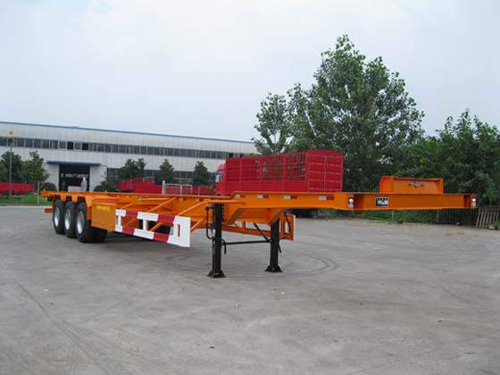 国世华邦14.9米34吨3轴集装箱运输半挂车(XHB9401TJZG)