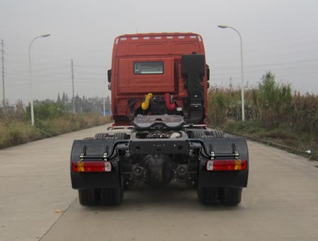 QCC4252D654 集瑞联合480马力后双桥,后八轮柴油牵引汽车图片