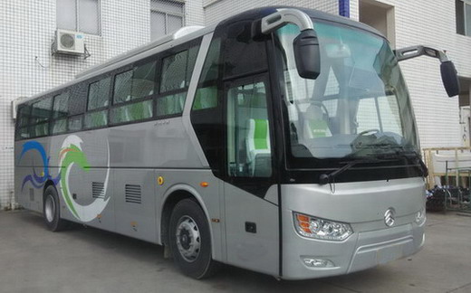 金旅10.5米24-50座纯电动城市客车(XML6102JEV20C)