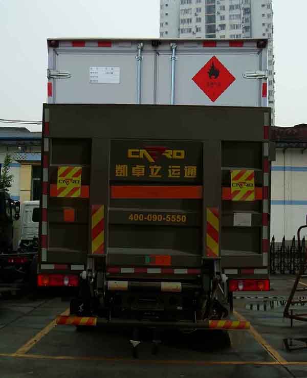 东风牌DFC5190XRQB易燃气体厢式运输车公告图片