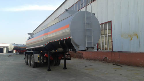 旗林10.8米31.2吨3轴腐蚀性物品罐式运输半挂车(QLG9408GFW)