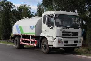 洒水车