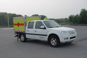 爆破器材运输车