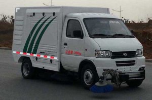 纯电动扫路车