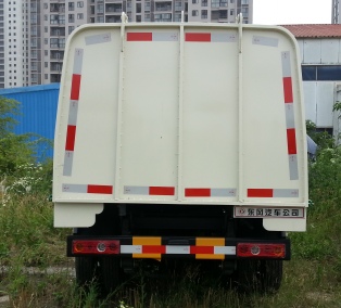东风牌EQ5020ZZZACBEV5纯电动自装卸式垃圾车公告图片