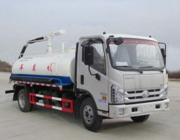吸粪车
