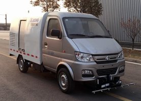 路面养护车