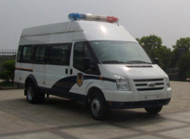 囚车