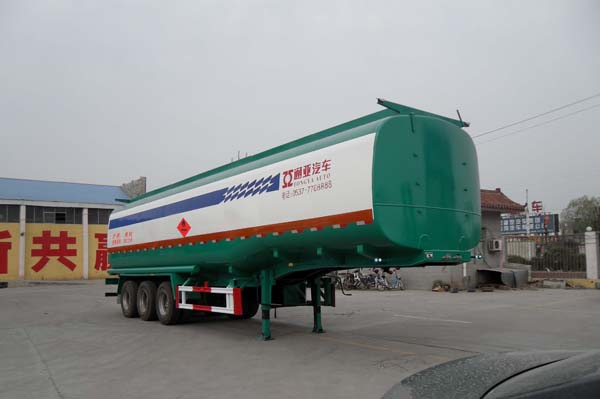 通亚达12.1米30.1吨3轴易燃液体罐式运输半挂车(CTY9402GRY)