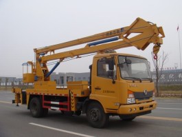 高空作业车
