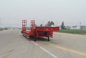 低平板半挂车