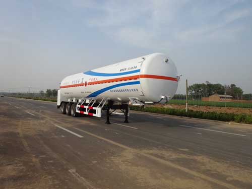 宝环13米24.4吨3轴低温液体运输半挂车(HDS9401GDY)