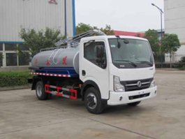 吸粪车