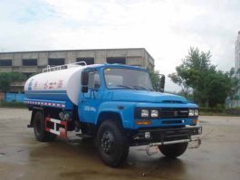 洒水车