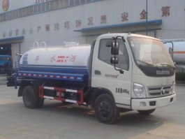 绿化喷洒车