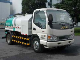 洒水车