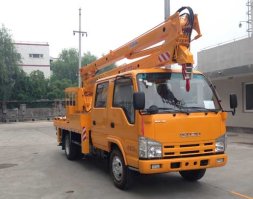 高空作业车