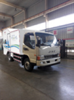 垃圾桶清洗车