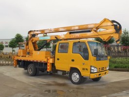高空作业车