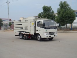 吸尘车