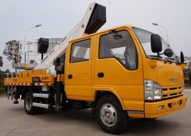 高空作业车