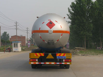 程力威牌CLW5310GYQC5液化气体运输车公告图片