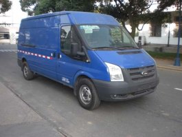 江铃全顺牌JX5030XXYTJ-M4厢式运输车