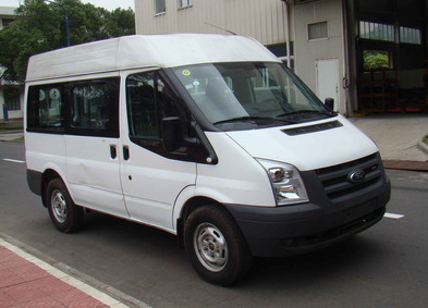 江铃全顺5米6-9座轻型客车(JX6490T-M4)