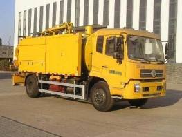 吸污车