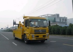 清障车