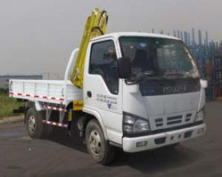 随车起重运输车