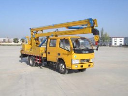 高空作业车